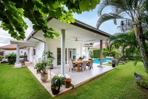 Villa in Hua Hin, Thailand 3 bedrooms № 161550 - photo 8