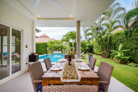 Villa in Hua Hin, Thailand 3 bedrooms № 161550 - photo 14