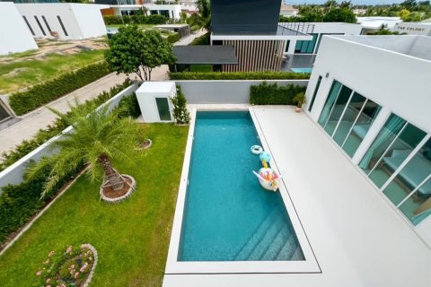 Вилла в Хуа Хине, Таиланд с 4 спальнями  № 161551 - фото 13