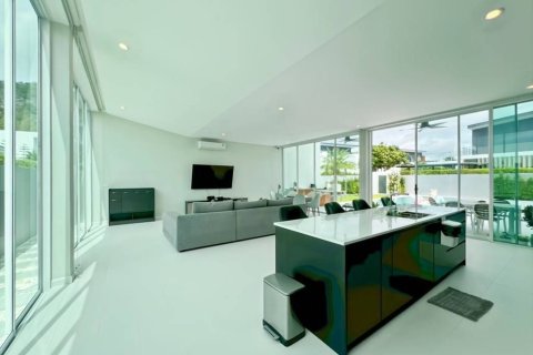 Вилла в Хуа Хине, Таиланд с 4 спальнями  № 161551 - фото 24