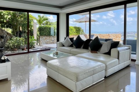 Villa in Ko Samui, Thailand 4 bedrooms № 161545 - photo 11