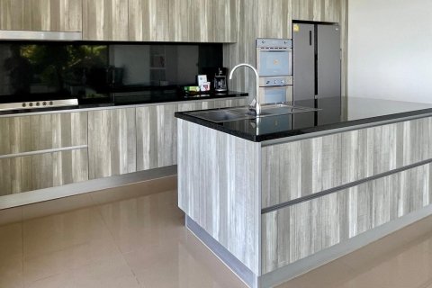 Villa in Ko Samui, Thailand 4 bedrooms № 161545 - photo 15