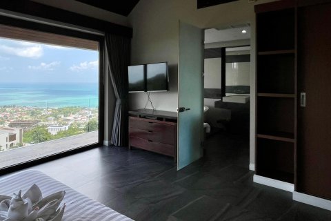 Villa in Ko Samui, Thailand 4 bedrooms № 161545 - photo 21