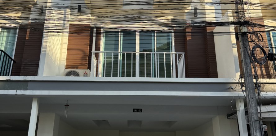 Townhouse in Phuket, Thailand 4 bedrooms № 139559