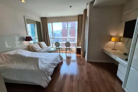 Studio dans le Condo à Pathum Wan, Bangkok, Thaïlande  № 139556 - photo 2