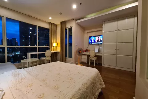 Studio dans le Condo à Pathum Wan, Bangkok, Thaïlande  № 139556 - photo 15