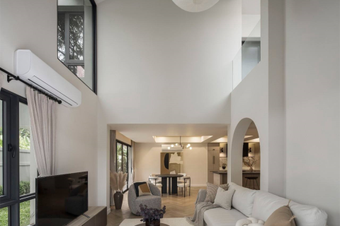 House in Bangkok, Thailand 3 bedrooms № 189223 - photo 5