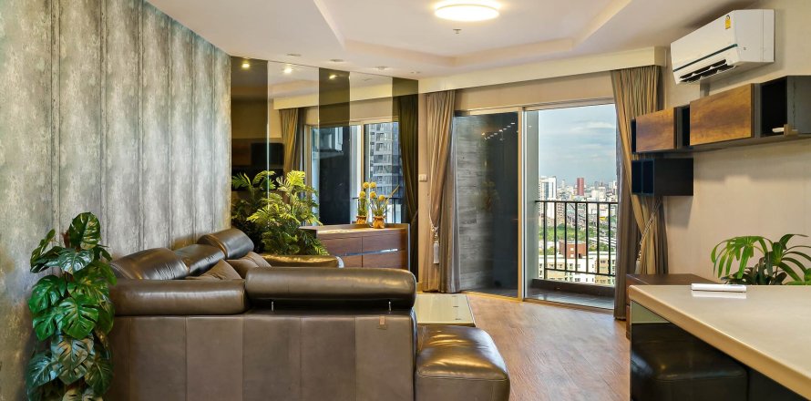 Condo à Huai Khwang, Bangkok, Thaïlande, 2 chambres № 161901