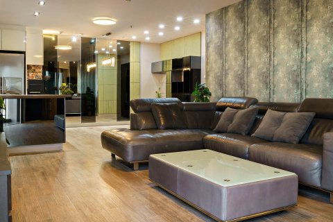 Condo à Huai Khwang, Bangkok, Thaïlande, 2 chambres № 161901 - photo 4