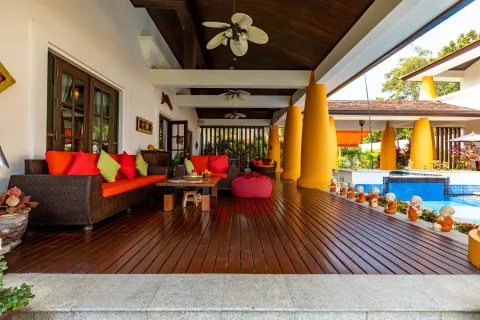 Villa in Hua Hin, Thailand 6 bedrooms № 161897 - photo 9