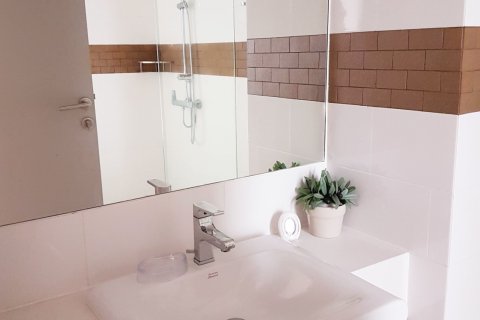 Студия в кондо в Ваттхане, Бангкок, Таиланд № 161900 - фото 11