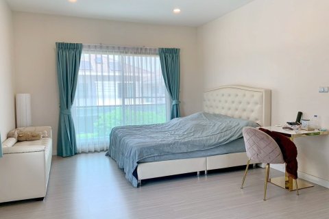 Maison à Saphan Sung, Bangkok, Thaïlande 4 chambres № 162958 - photo 17