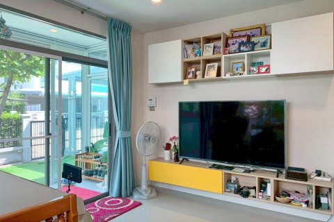 Maison à Saphan Sung, Bangkok, Thaïlande 4 chambres № 162958 - photo 8