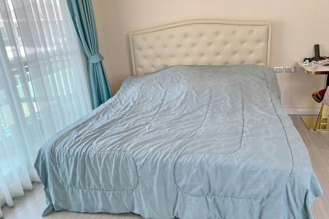 Maison à Saphan Sung, Bangkok, Thaïlande 4 chambres № 162958 - photo 18