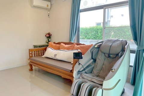 Maison à Saphan Sung, Bangkok, Thaïlande 4 chambres № 162958 - photo 7