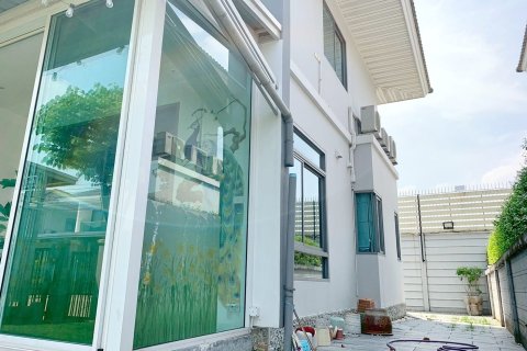 Maison à Saphan Sung, Bangkok, Thaïlande 4 chambres № 162958 - photo 4