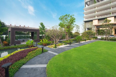 Condo in Bangkok, Thailand, 3 bedrooms  № 181068 - photo 15