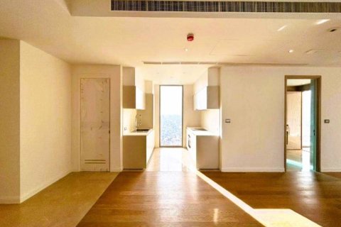 Condo in Bangkok, Thailand, 3 bedrooms  № 181067 - photo 3