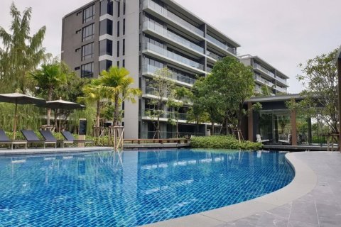 Condo in Bangkok, Thailand, 3 bedrooms  № 181071 - photo 18