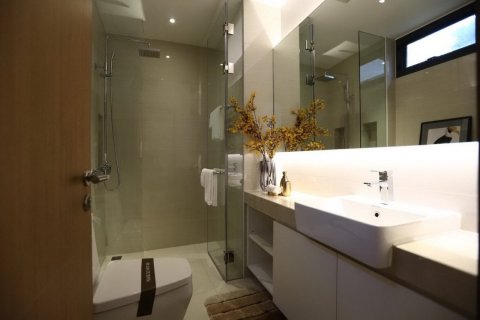 Condo in Bangkok, Thailand, 3 bedrooms  № 181071 - photo 11