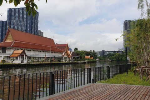 Condo in Bangkok, Thailand, 3 bedrooms  № 181071 - photo 25