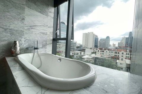 Condo à Watthana, Bangkok, Thaïlande, 2 chambres  № 136478 - photo 4