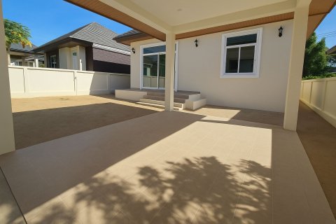 Дом в Хуа Хине, Таиланд с 3 спальнями № 136480 - фото 2