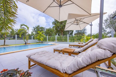 Вилла в Пхангнге, Таиланд с 3 спальнями  № 149396 - фото 2