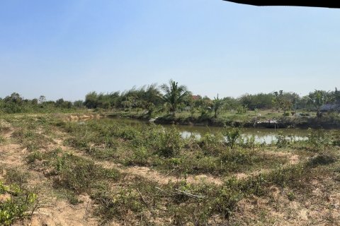 Land in Hua Hin, Thailand 25600 sq.m. № 152069 - photo 2