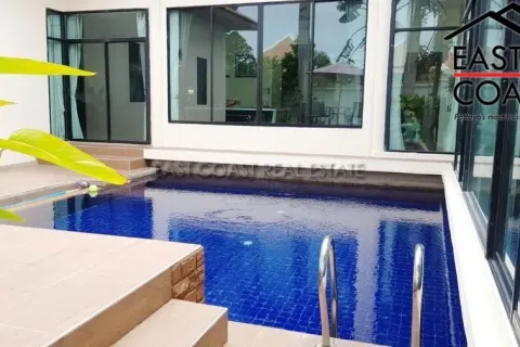 Casa de 4 dormitorios en Pattaya, Tailandia № 213455 - foto 30