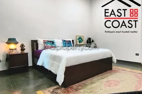 Casa de 3 dormitorios en Pattaya, Tailandia № 213453 - foto 9
