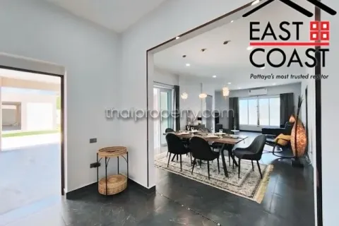 Casa de 3 dormitorios en Pattaya, Tailandia № 213453 - foto 8