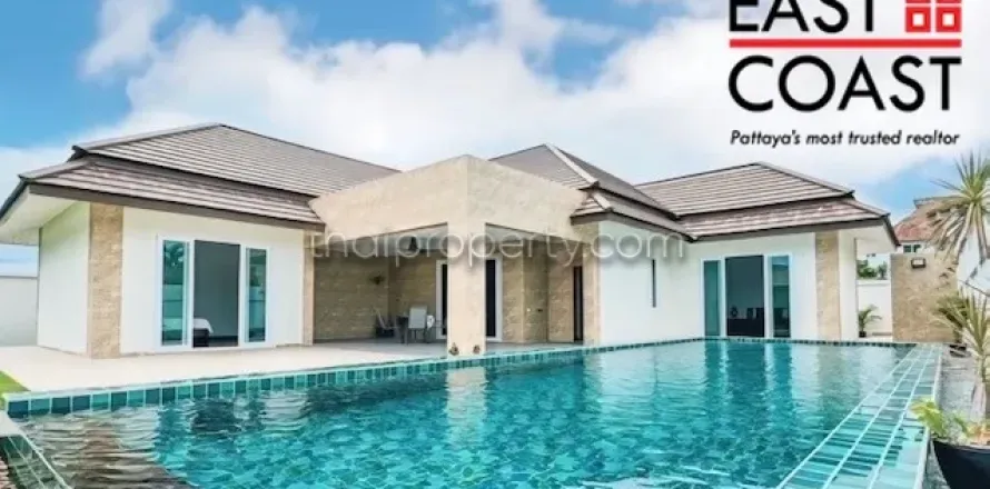 Casa de 3 dormitorios en Pattaya, Tailandia № 213453