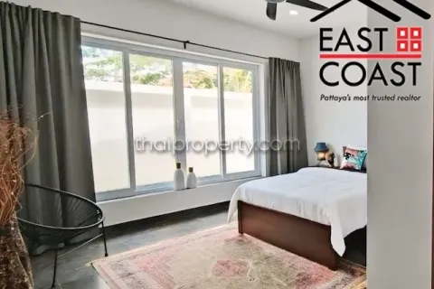 Casa de 3 dormitorios en Pattaya, Tailandia № 213453 - foto 10