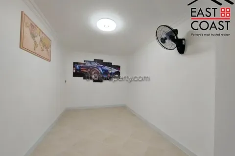 Condominio de 3 dormitorios en Pattaya, Tailandia № 213452 - foto 8