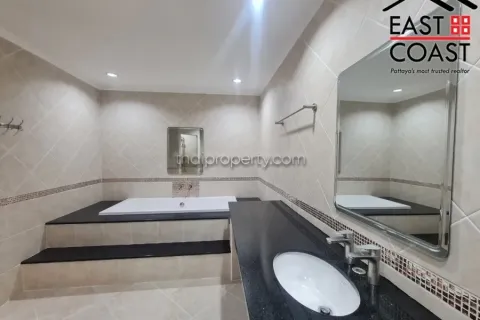 Condominio de 3 dormitorios en Pattaya, Tailandia № 213452 - foto 29