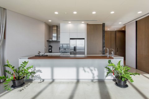 Condo in Bangkok, Thailand, 4 bedrooms  № 181153 - photo 9