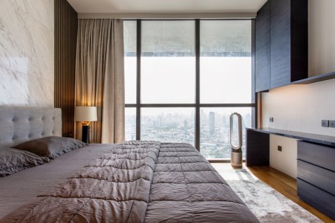 Condo in Bangkok, Thailand, 4 bedrooms  № 181153 - photo 19
