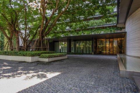 Condo in Bangkok, Thailand, 4 bedrooms  № 181153 - photo 27