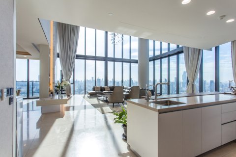 Condo in Bangkok, Thailand, 4 bedrooms  № 181153 - photo 6