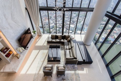 Condo in Bangkok, Thailand, 4 bedrooms  № 181153 - photo 12