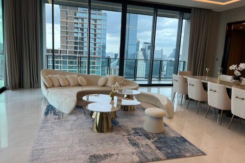 Penthouse in Bangkok, Thailand 3 bedrooms № 181151 - photo 7