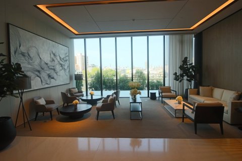 Condo in Bangkok, Thailand, 2 bedrooms  № 181155 - photo 28