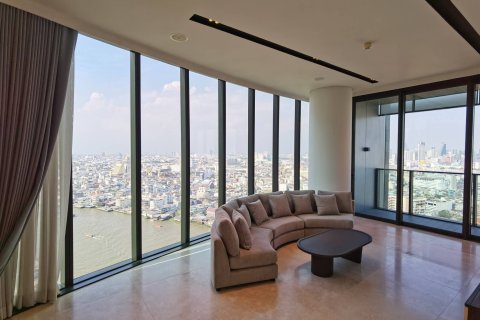Condo in Bangkok, Thailand, 2 bedrooms  № 181155 - photo 1