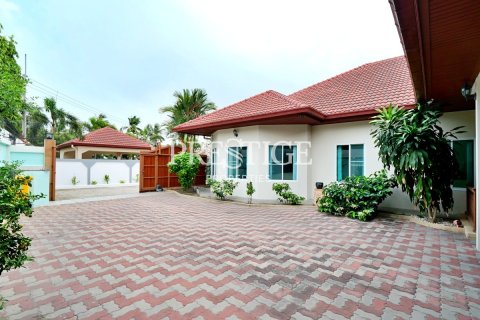 บ้านในพัทยา, ประเทศไทย 4 ห้องนอน № 198502 - รูปถ่าย 29