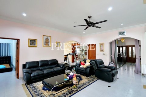 บ้านในพัทยา, ประเทศไทย 4 ห้องนอน № 198502 - รูปถ่าย 4