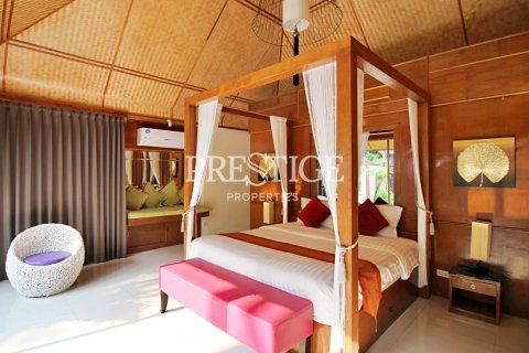 บ้านในพัทยา, ประเทศไทย 6 ห้องนอน № 198503 - รูปถ่าย 26