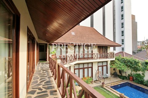 บ้านในพัทยา, ประเทศไทย 6 ห้องนอน № 198503 - รูปถ่าย 18