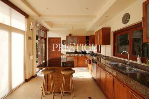 บ้านในพัทยา, ประเทศไทย 6 ห้องนอน № 198503 - รูปถ่าย 5