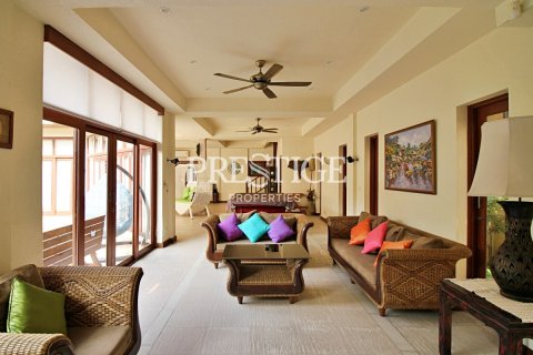 บ้านในพัทยา, ประเทศไทย 6 ห้องนอน № 198503 - รูปถ่าย 3